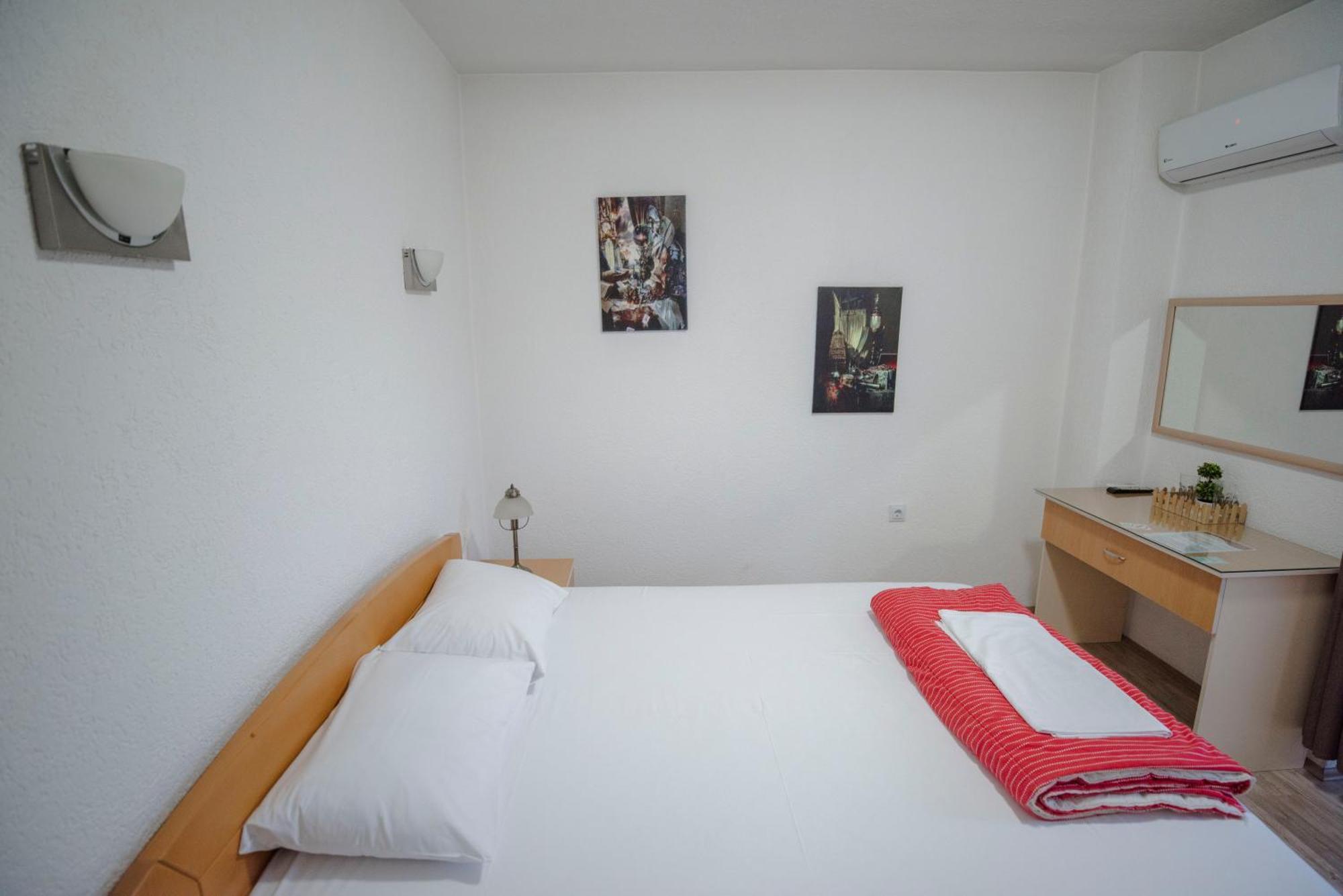 Hotel Kiko Битола Экстерьер фото